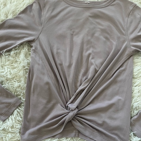 Bundle Of 2: Lululemon Crescent Long Sleeve - Picture 8 of 13